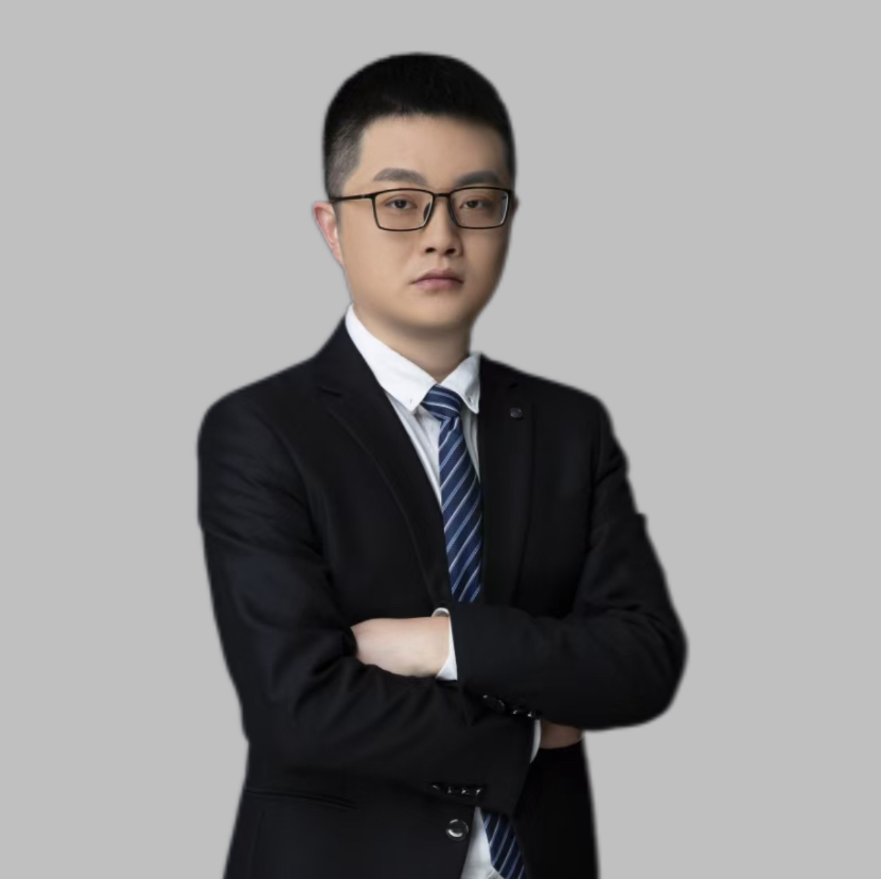 张昆律师照片