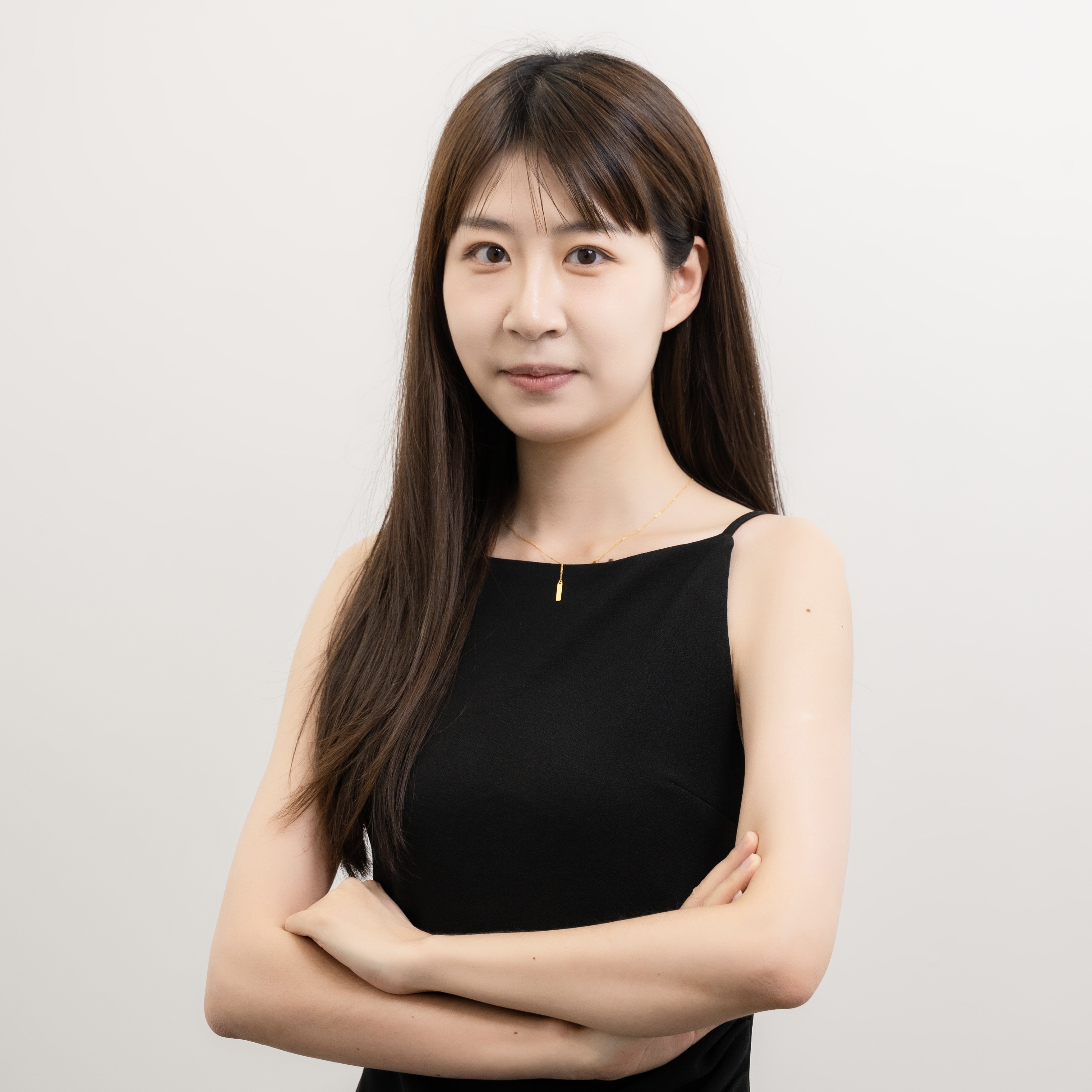 何雅欣头像